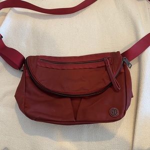 Lululemon All Night Festival Bag